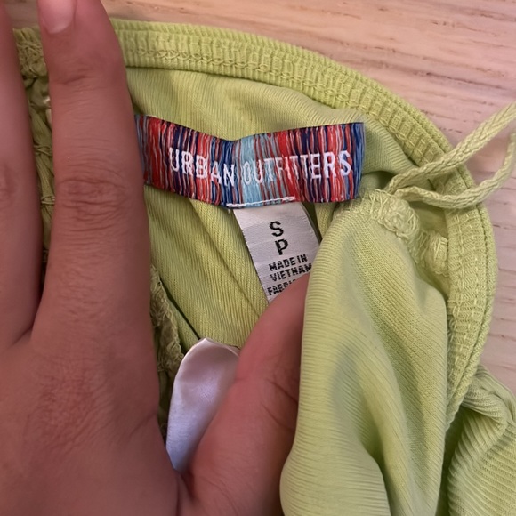 Urban Outfitters Women's Yellow and Green Crop-top - Picture 3 of 3